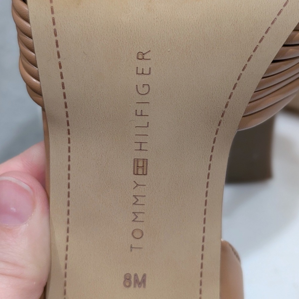 Tommy Hilfiger Sarifina Knotted Block Heel Sandals Size 8M‎ in Tan - Picture 8 of 10